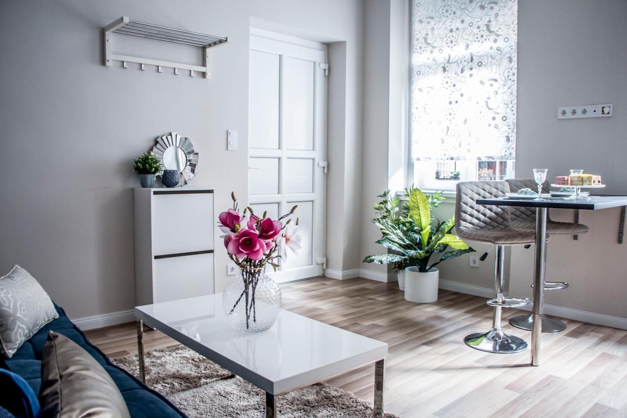Park Beauty & Hero Near Heores' Square Appartement *